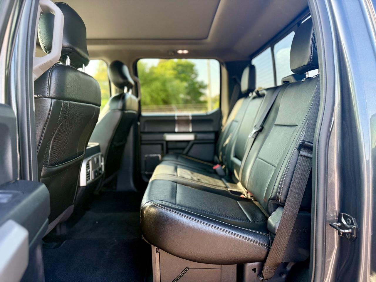 Ford F-250 SD Lariat Crew Cab 4WD 2017