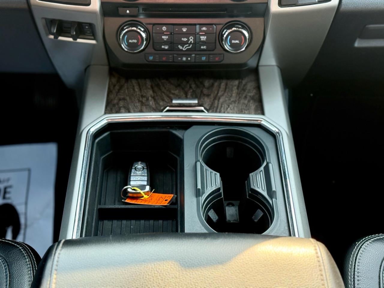 Ford F-250 SD Lariat Crew Cab 4WD 2017