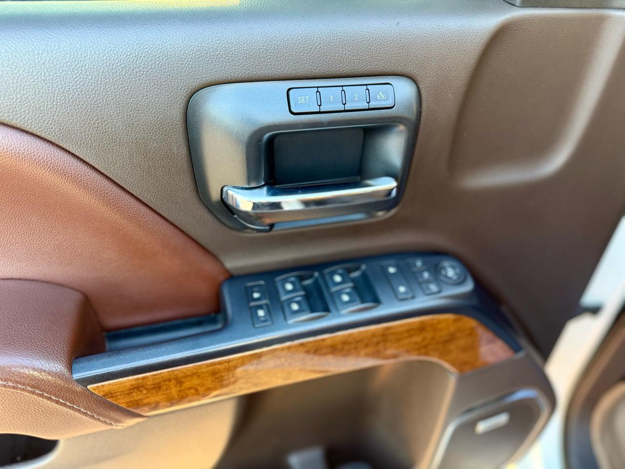 Chevrolet Silverado 3500HD LTZ Crew Cab 4WD 2015