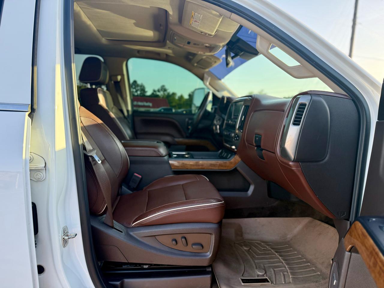 Chevrolet Silverado 3500HD LTZ Crew Cab 4WD 2015