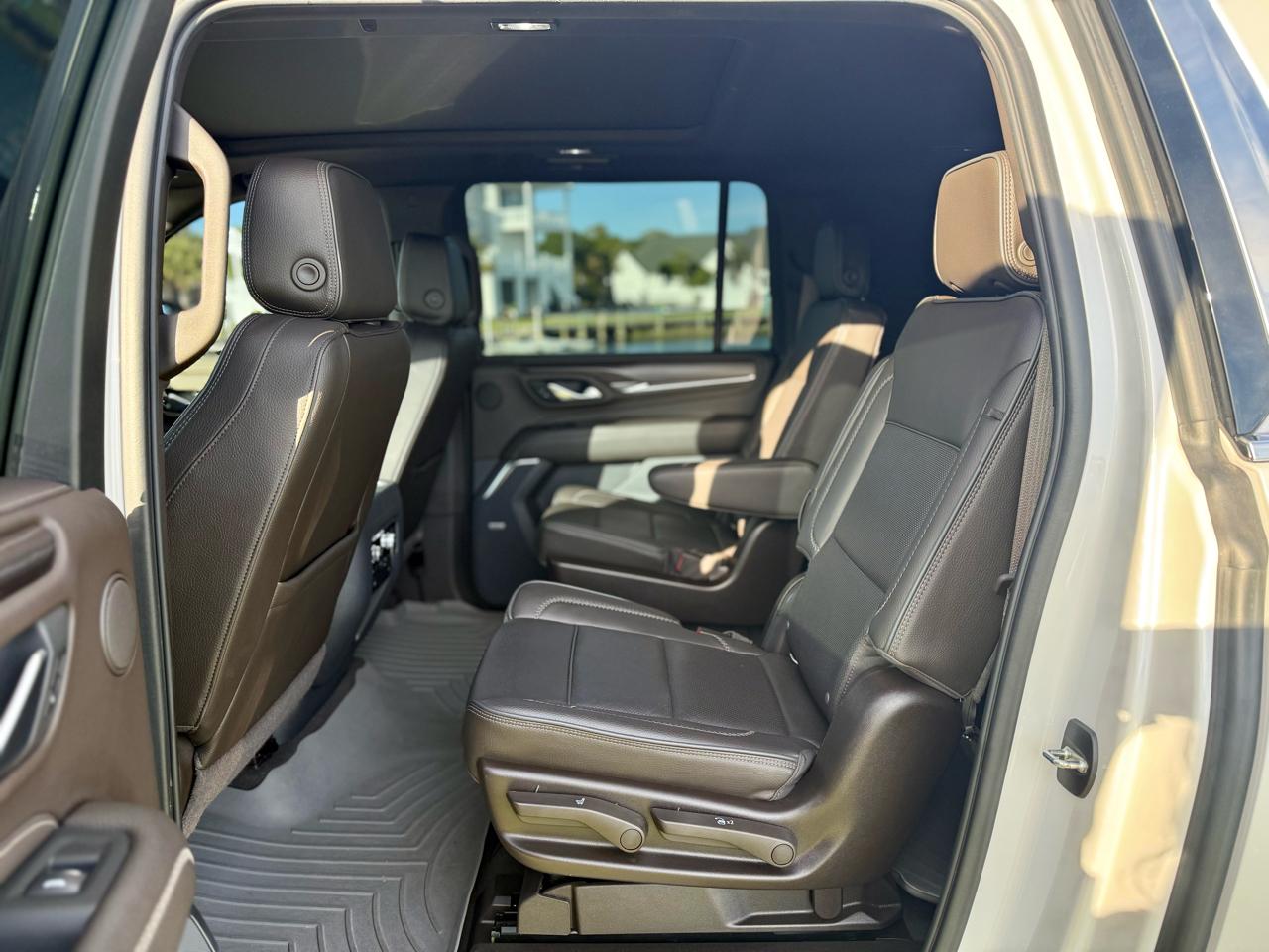 GMC Yukon XL Denali 4WD 2022