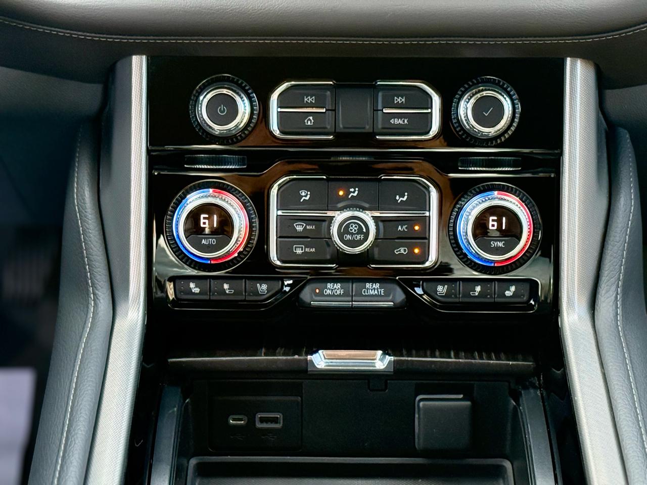 GMC Yukon XL Denali 4WD 2022