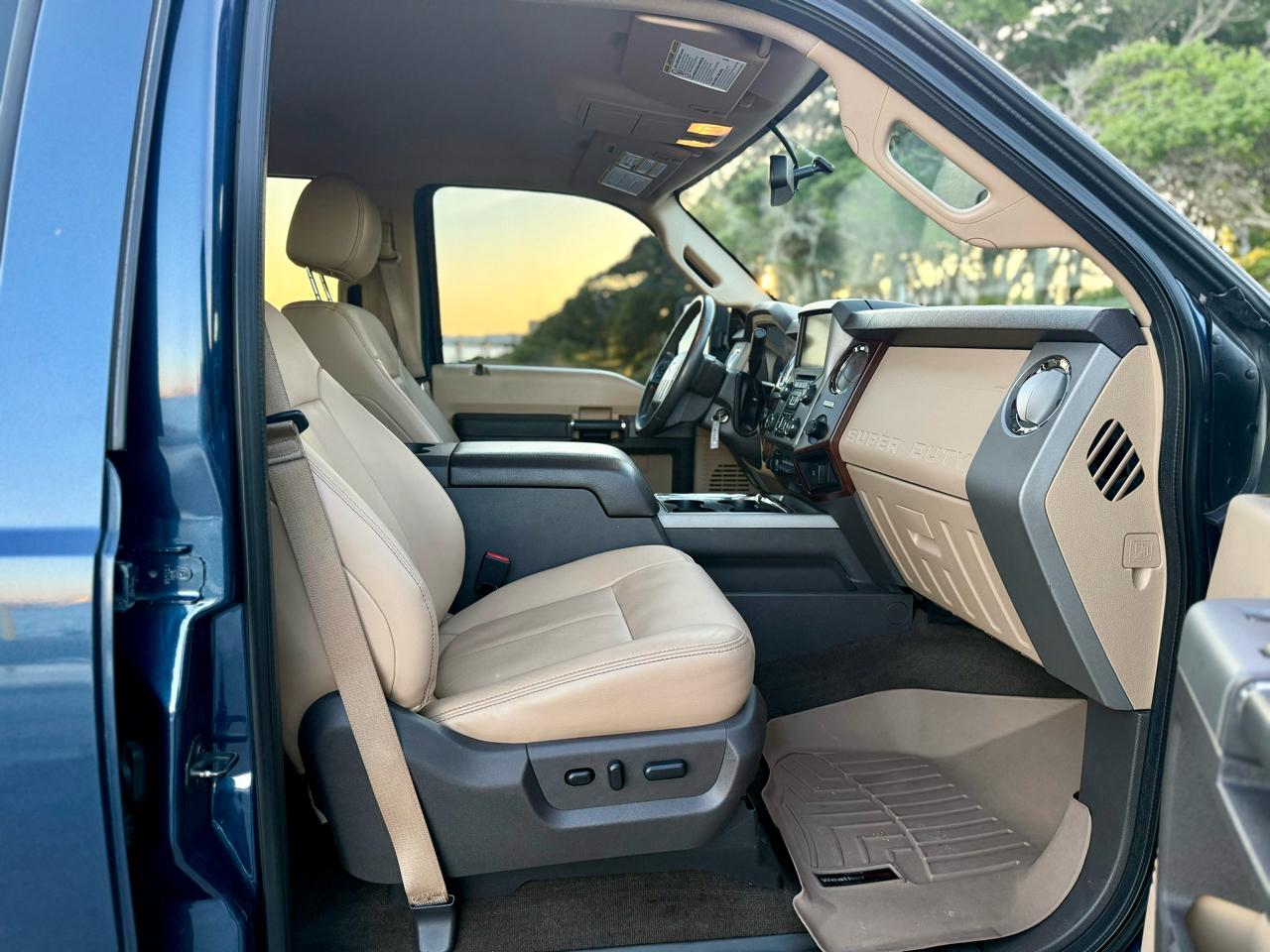 Ford F-250 SD Lariat Crew Cab 4WD 2016