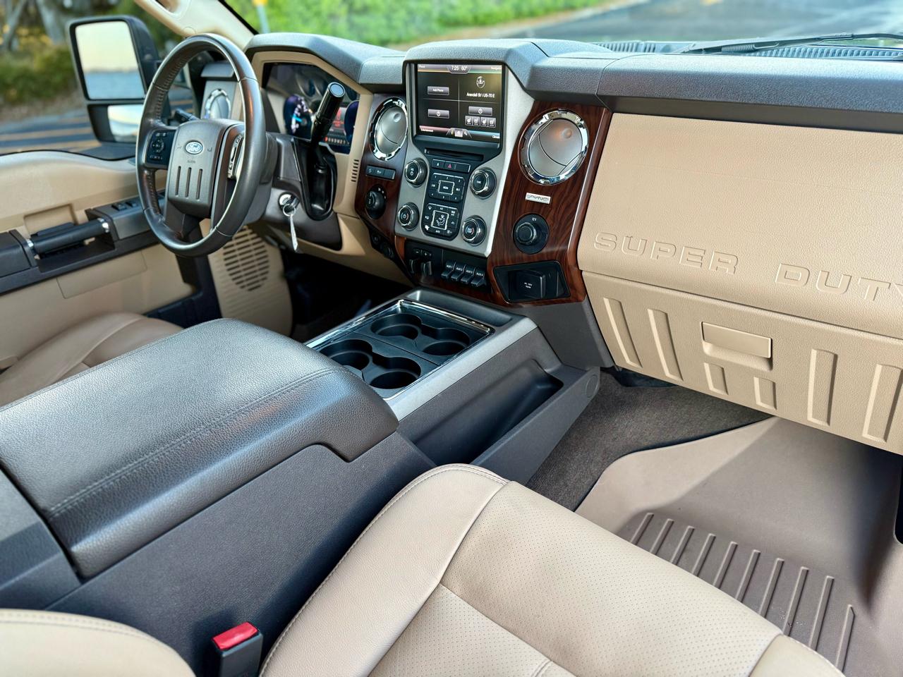 Ford F-250 SD Lariat Crew Cab 4WD 2016