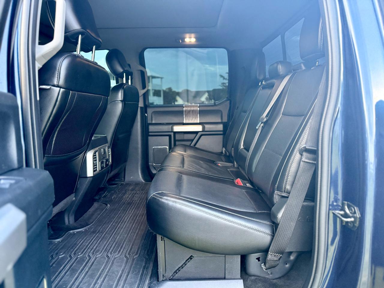 Ford F-350 SD Lariat Crew Cab 4WD 2017