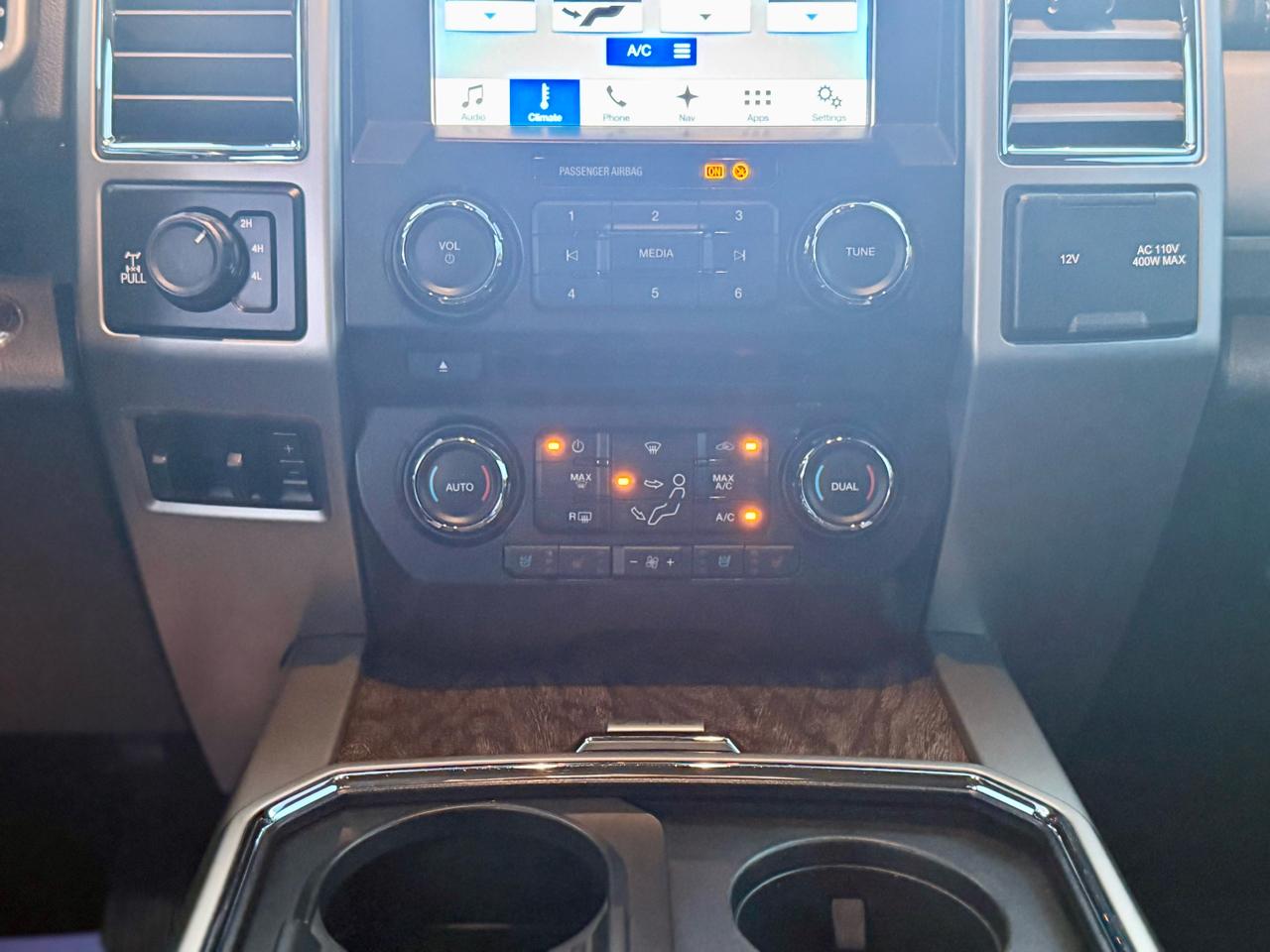 Ford F-350 SD Lariat Crew Cab 4WD 2017