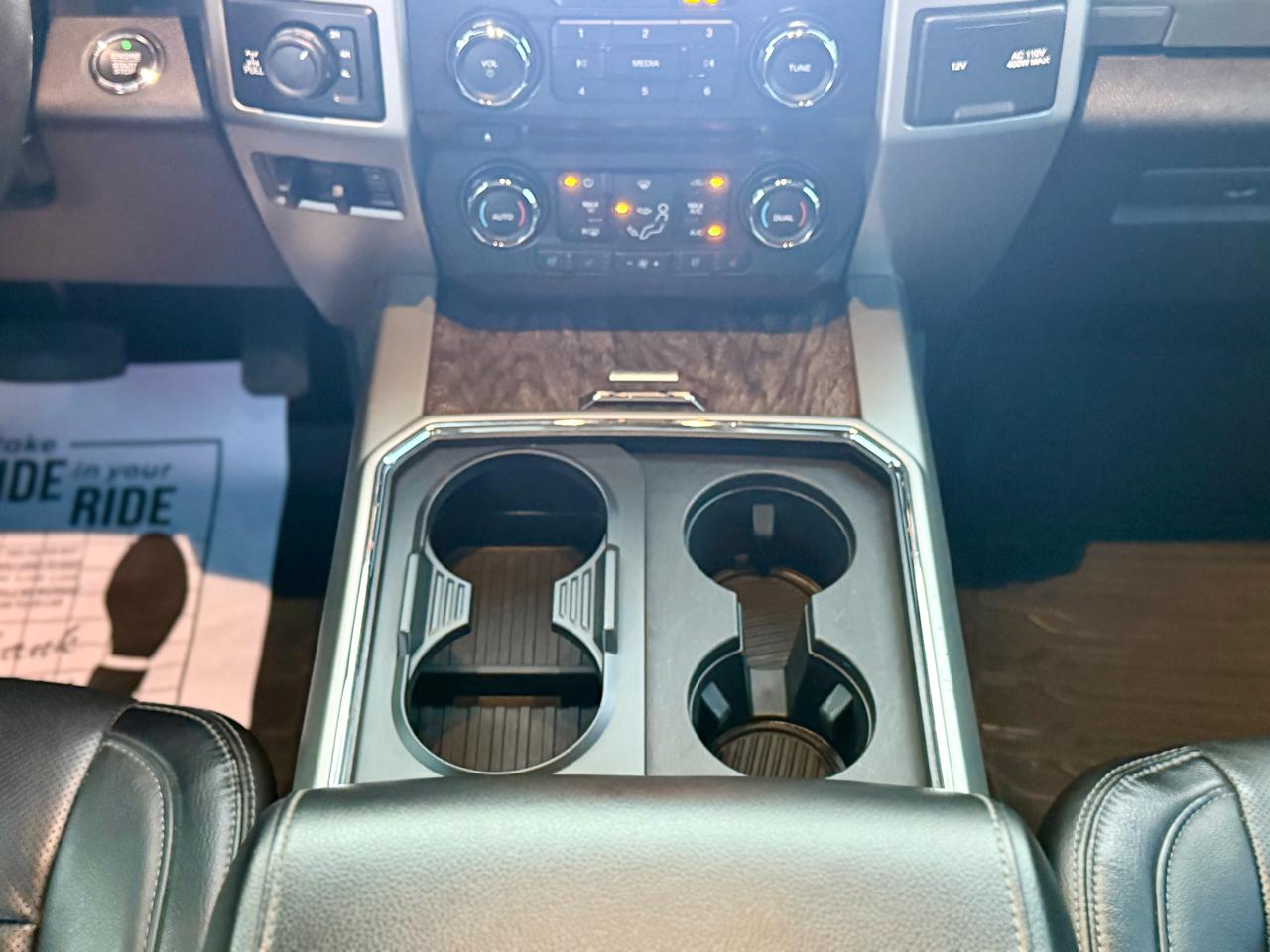 Ford F-350 SD Lariat Crew Cab 4WD 2017