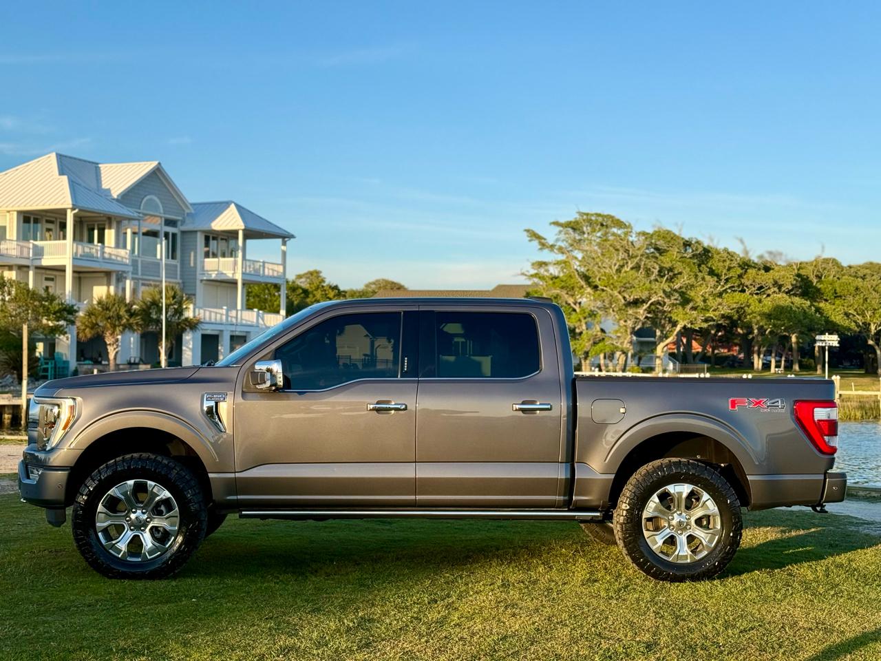 Ford F-150 Platinum SuperCrew 5.5-ft. Bed 4WD 2021