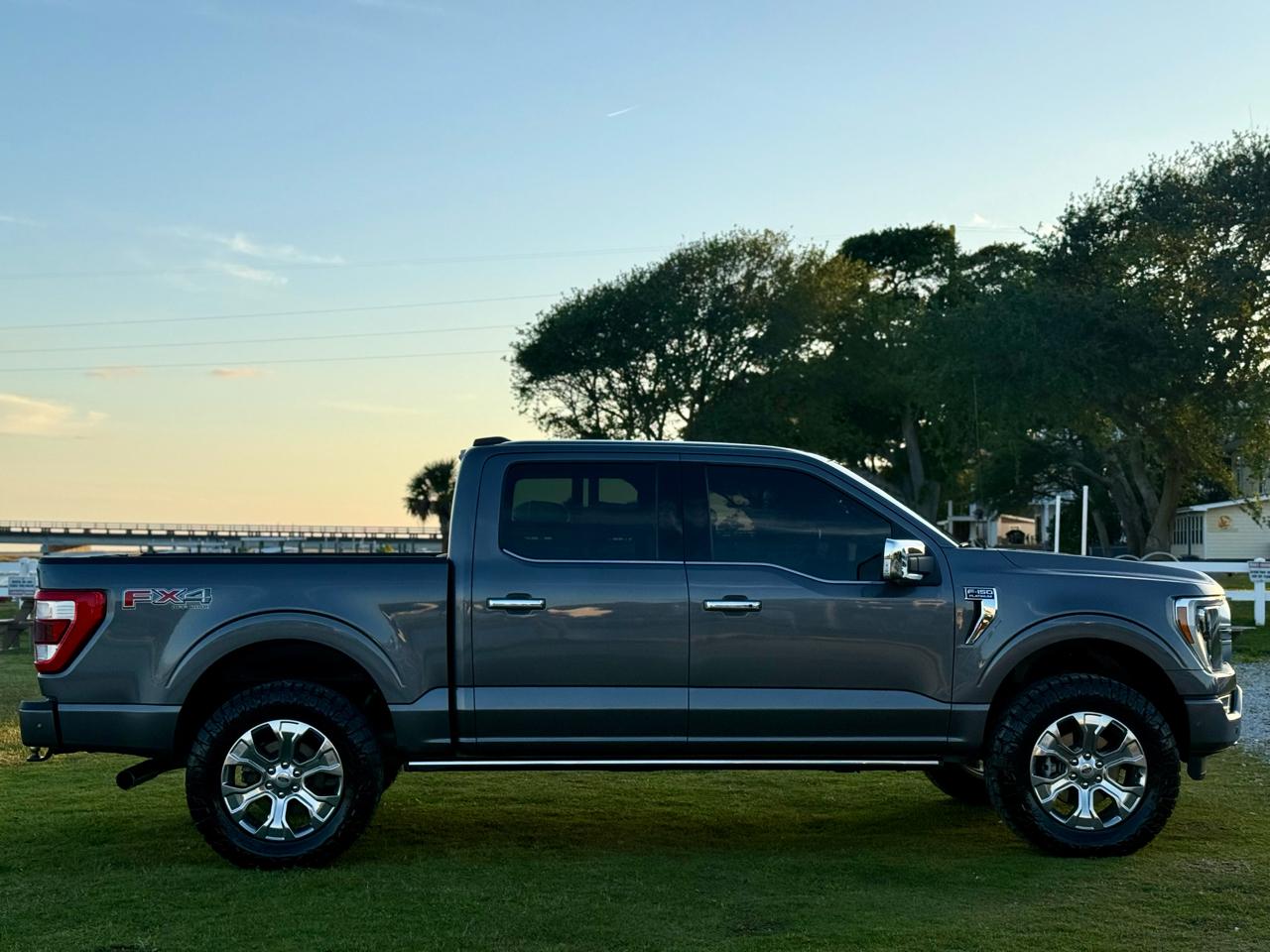 Ford F-150 Platinum SuperCrew 5.5-ft. Bed 4WD 2021