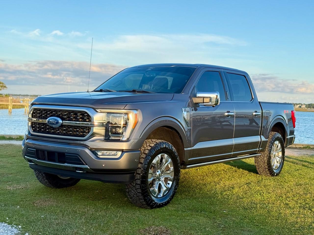 Ford F-150 Platinum SuperCrew 5.5-ft. Bed 4WD 2021