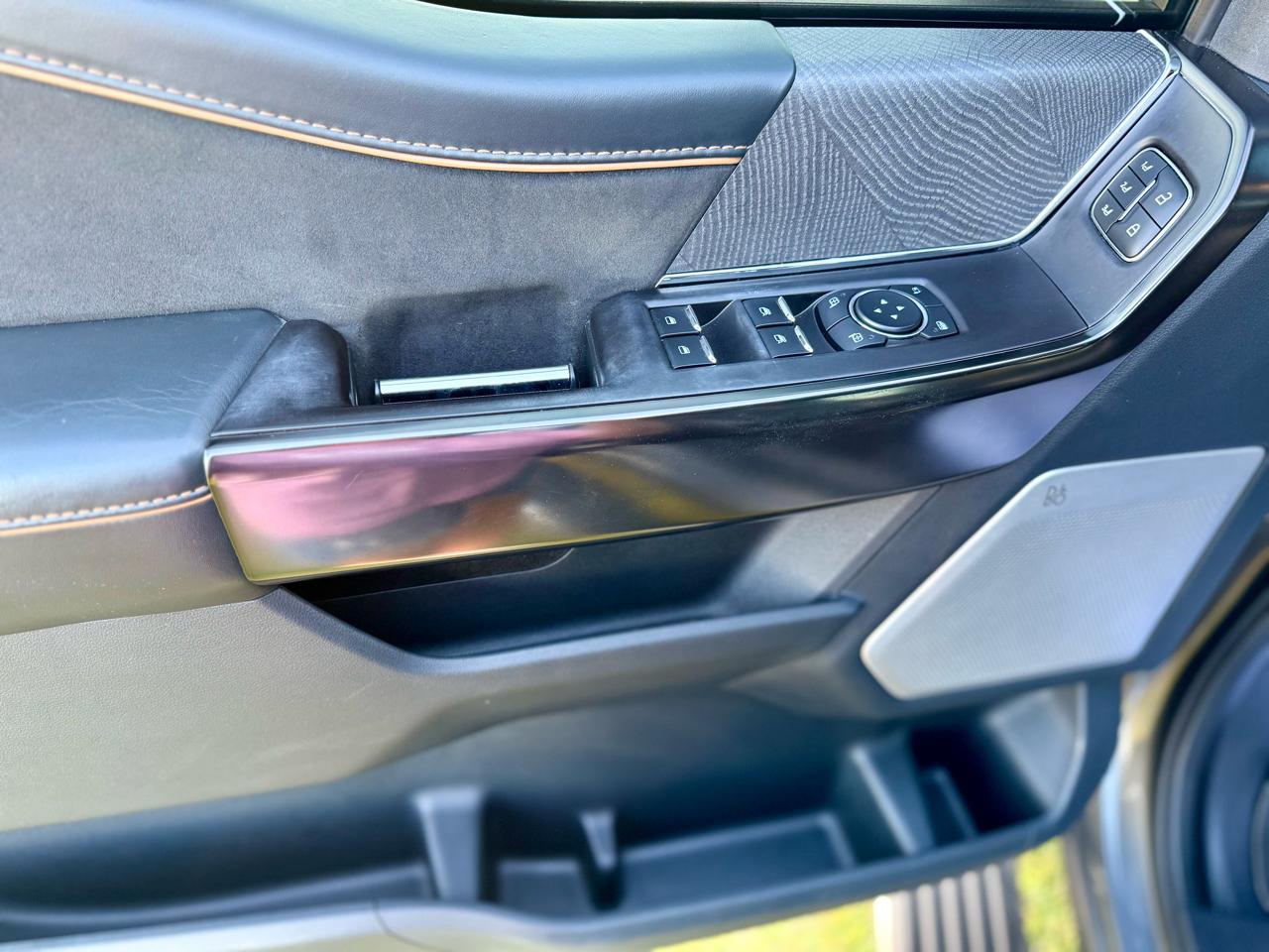Ford F-150 Platinum SuperCrew 5.5-ft. Bed 4WD 2021