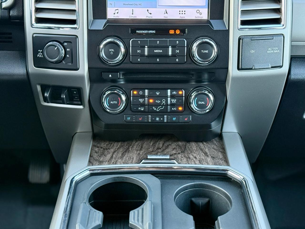 Ford F-250 SD Lariat Crew Cab 4WD 2017