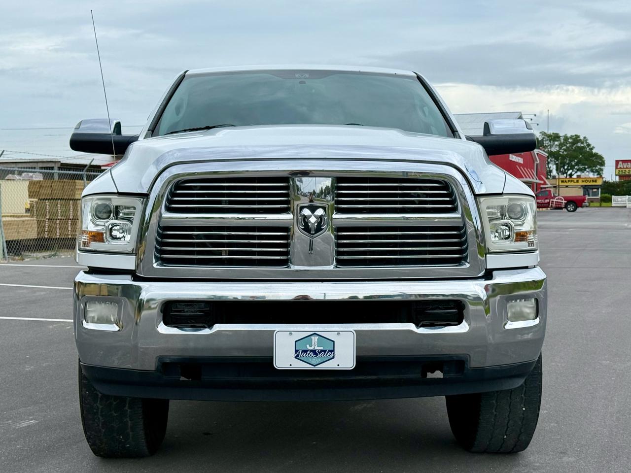 RAM 2500 Laramie Crew Cab SWB 4WD 2012