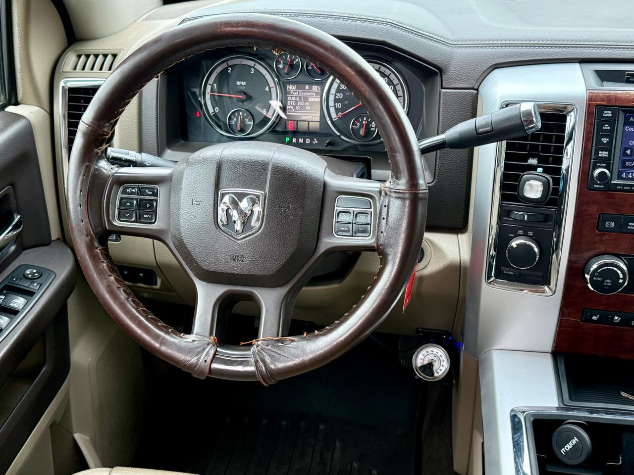 RAM 2500 Laramie Crew Cab SWB 4WD 2012