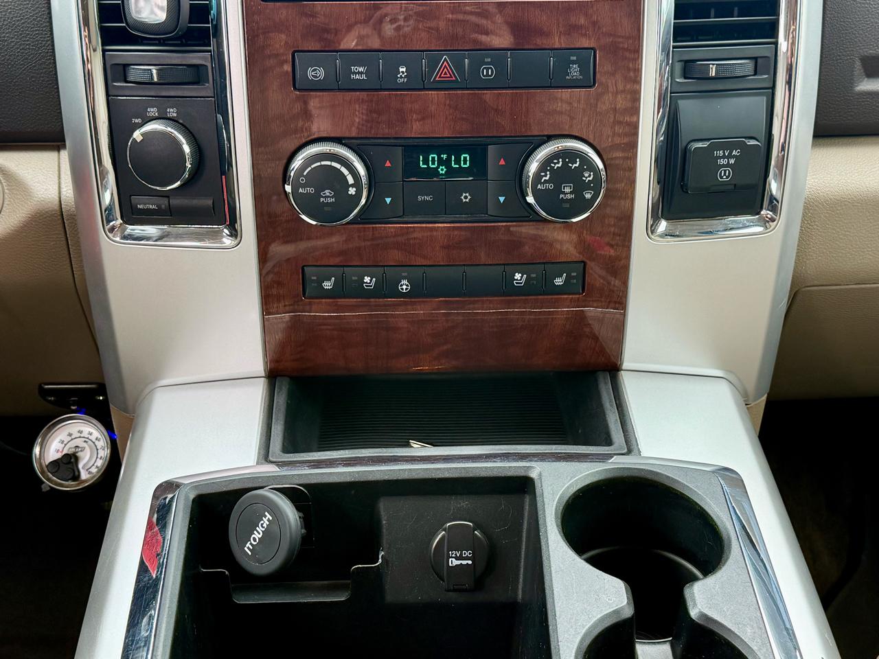 RAM 2500 Laramie Crew Cab SWB 4WD 2012
