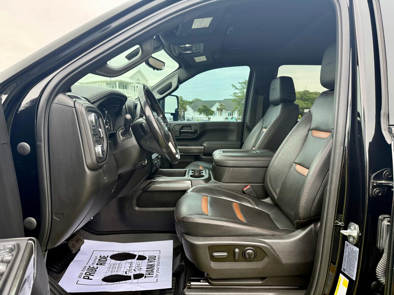 GMC Sierra 2500HD AT4 Crew Cab 4WD 2022
