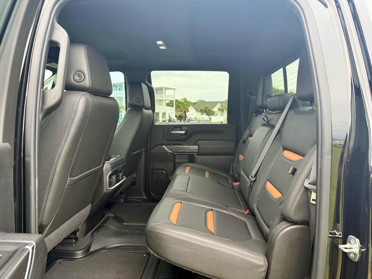 GMC Sierra 2500HD AT4 Crew Cab 4WD 2022