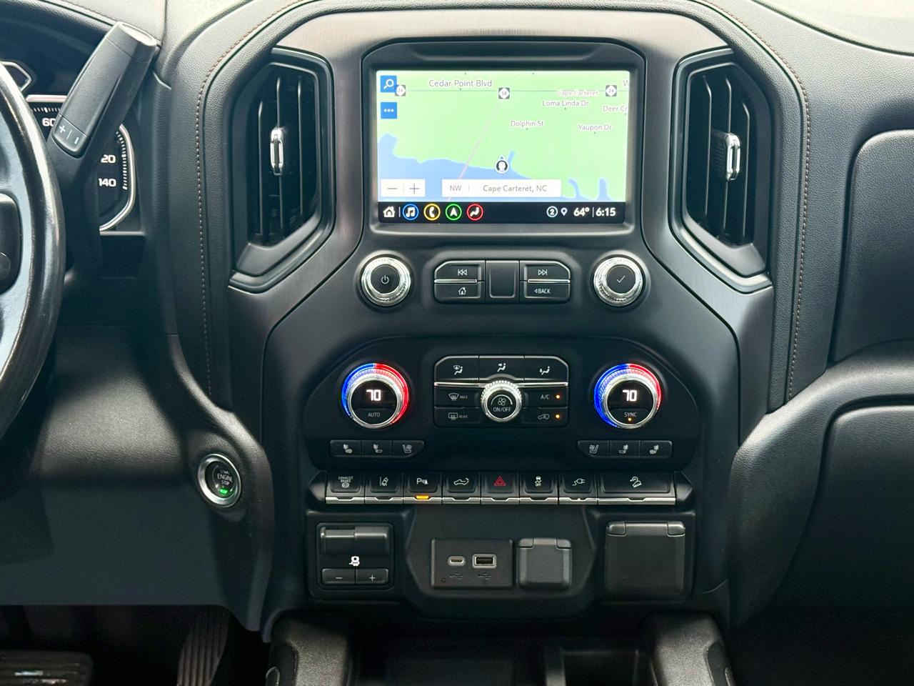 GMC Sierra 2500HD AT4 Crew Cab 4WD 2022