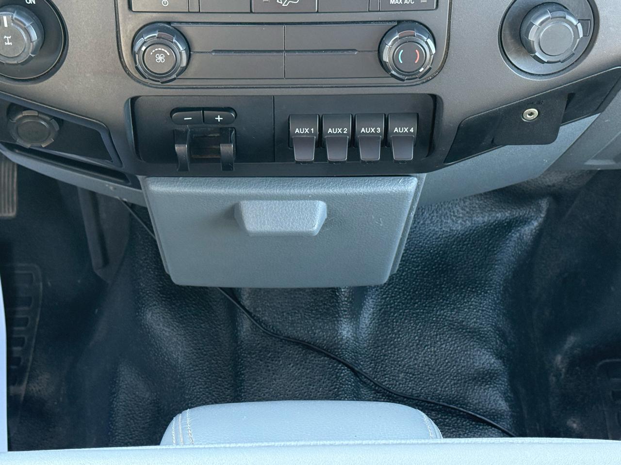 Ford F-250 SD  2013