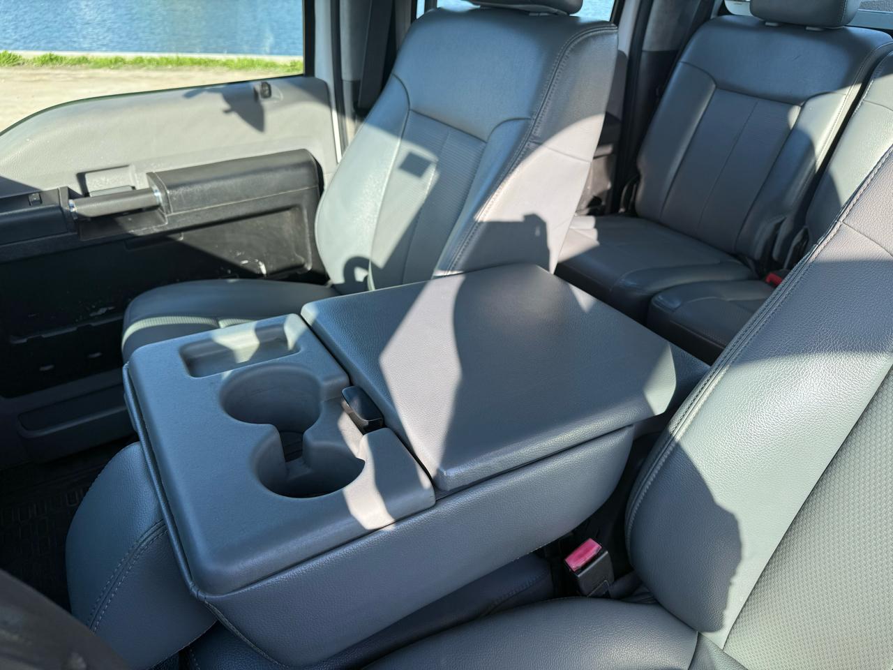 Ford F-250 SD  2013