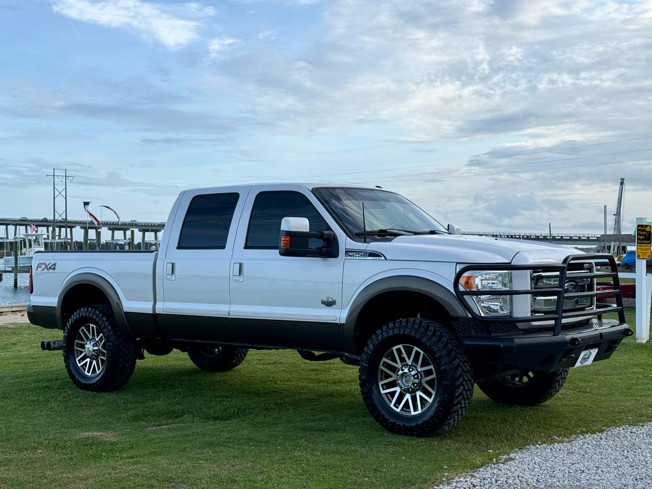 Ford F-250 SD King Ranch Crew Cab 4WD 2016