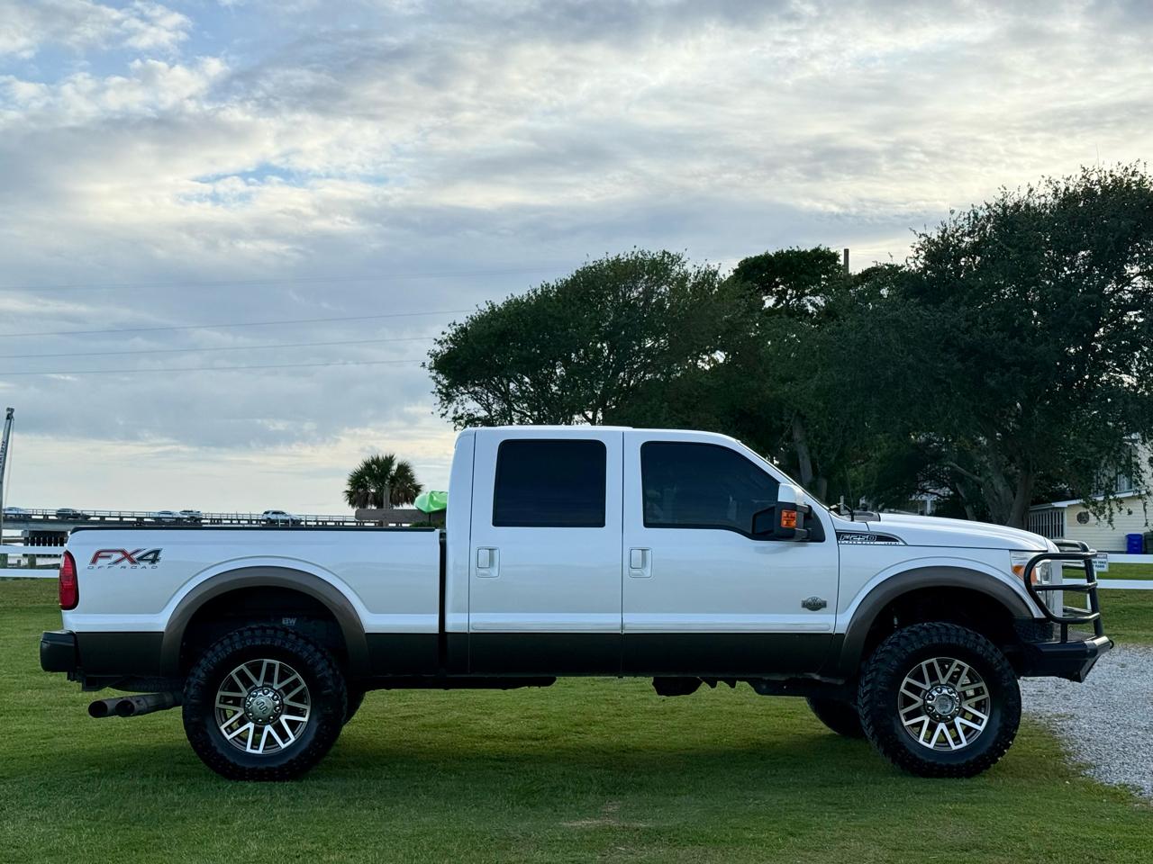 Ford F-250 SD King Ranch Crew Cab 4WD 2016