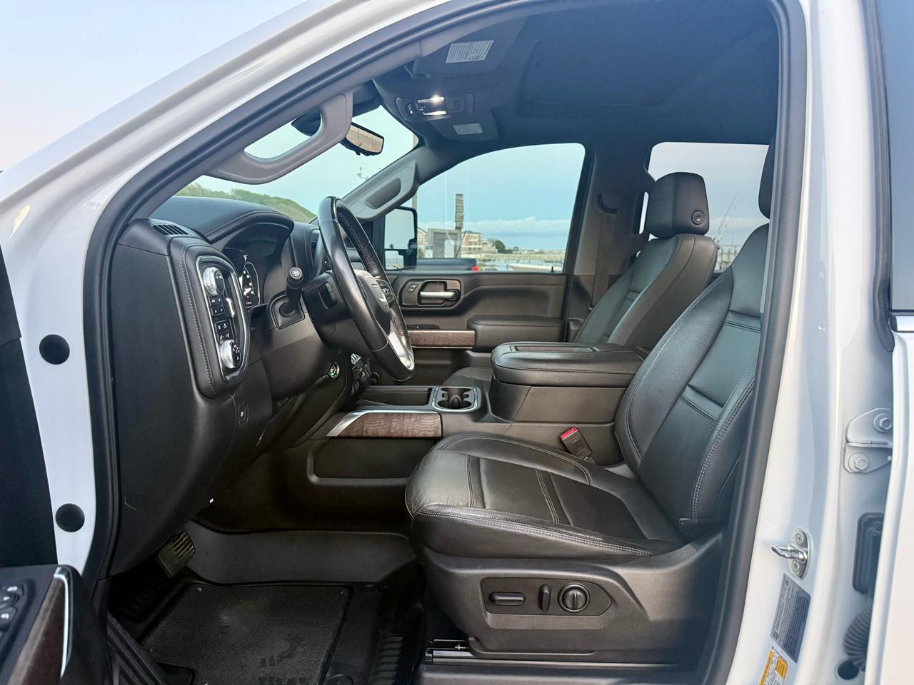 GMC Sierra 2500HD Denali Crew Cab 4WD 2021