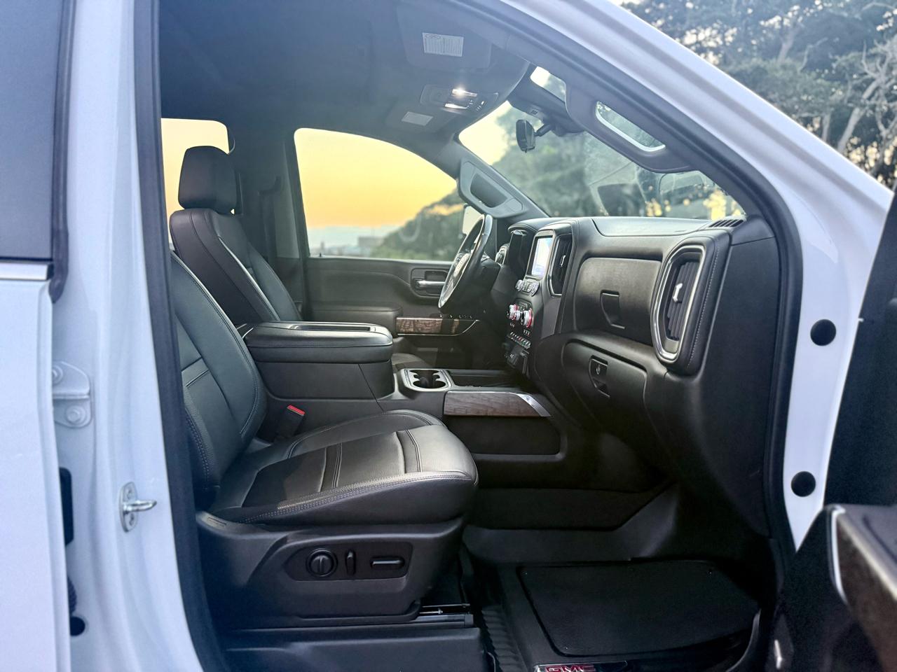 GMC Sierra 2500HD Denali Crew Cab 4WD 2021