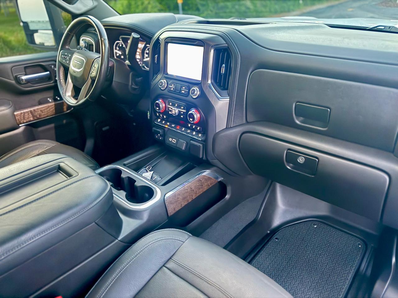 GMC Sierra 2500HD Denali Crew Cab 4WD 2021