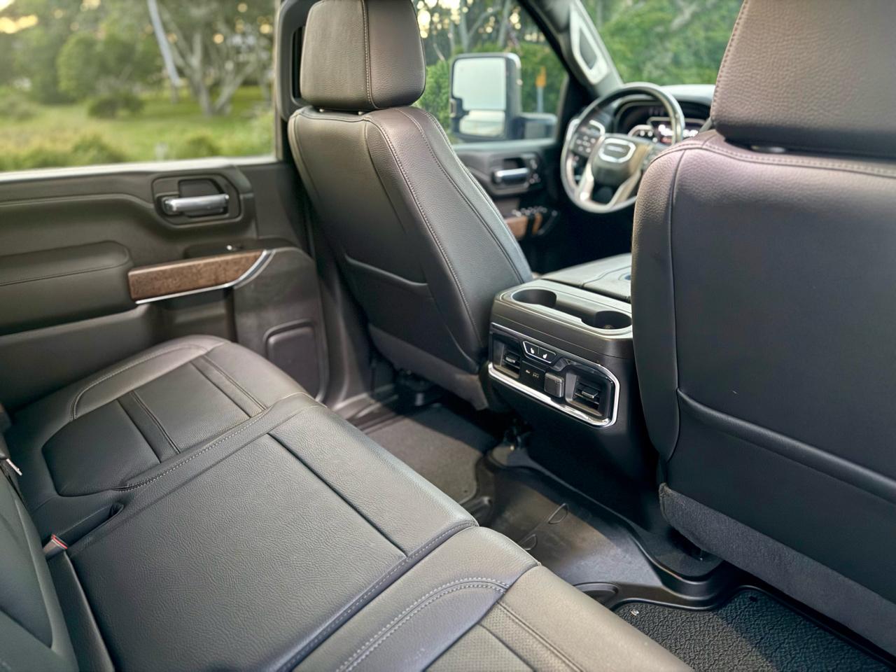 GMC Sierra 2500HD Denali Crew Cab 4WD 2021