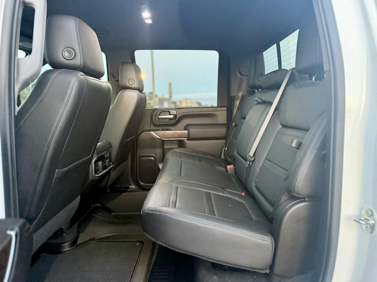 GMC Sierra 2500HD Denali Crew Cab 4WD 2021
