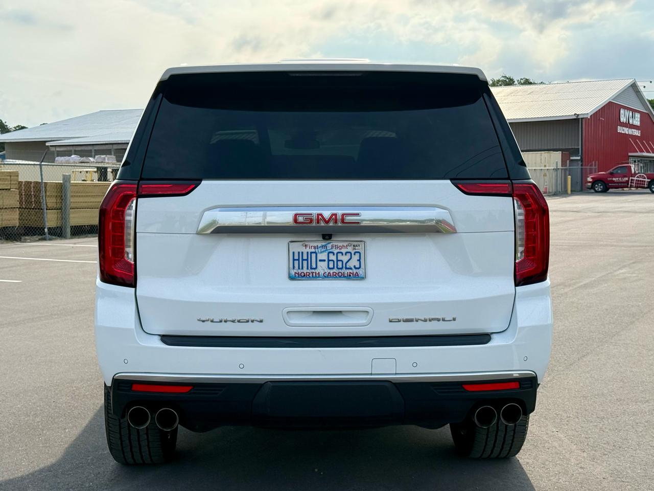 GMC Yukon Denali 4WD 2023