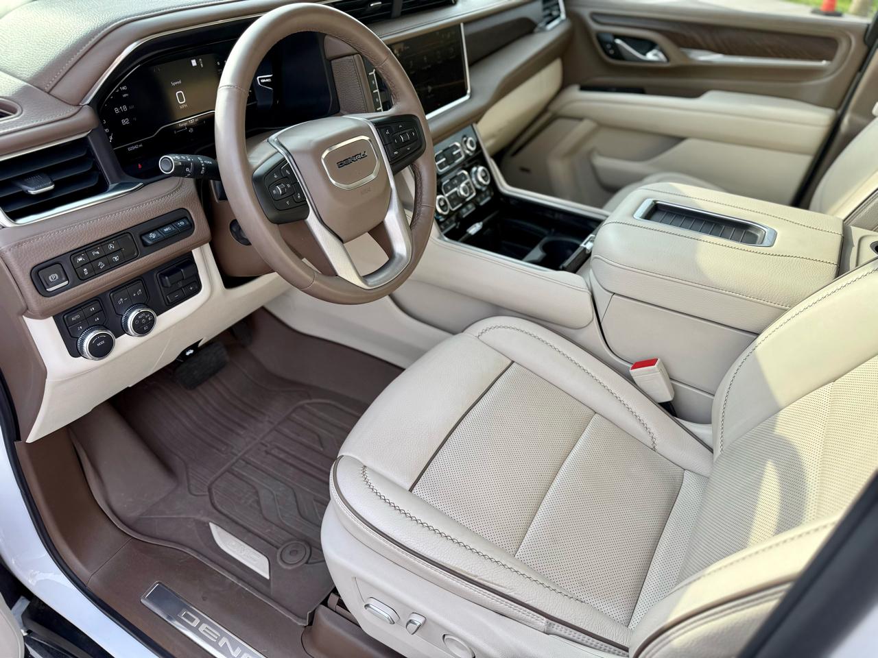 GMC Yukon Denali 4WD 2023