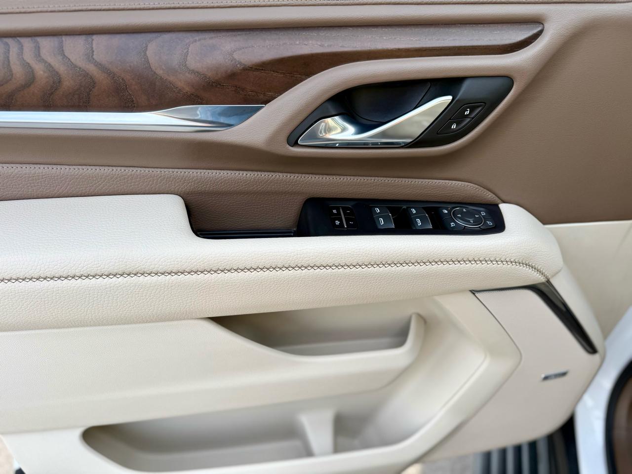 GMC Yukon Denali 4WD 2023