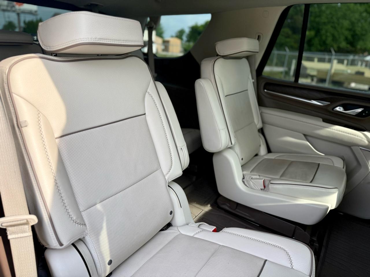 GMC Yukon Denali 4WD 2023