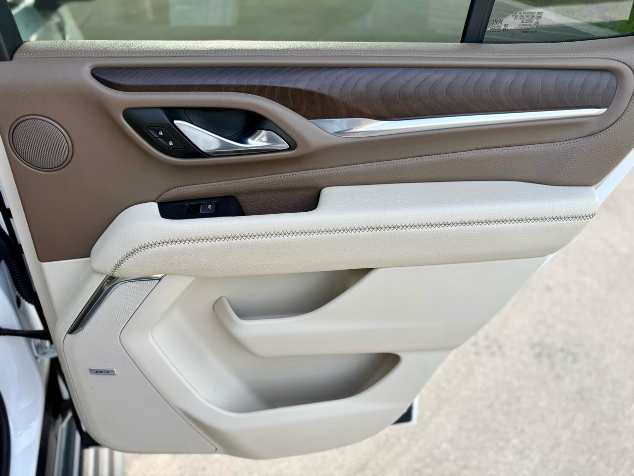GMC Yukon Denali 4WD 2023