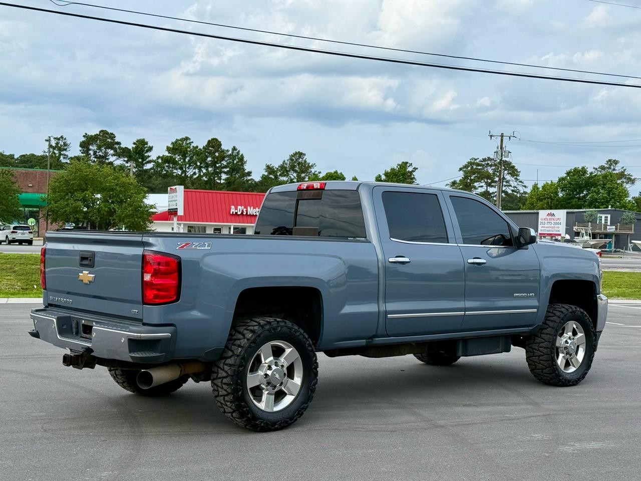 Chevrolet Silverado 2500HD LTZ Crew Cab 4WD 2016