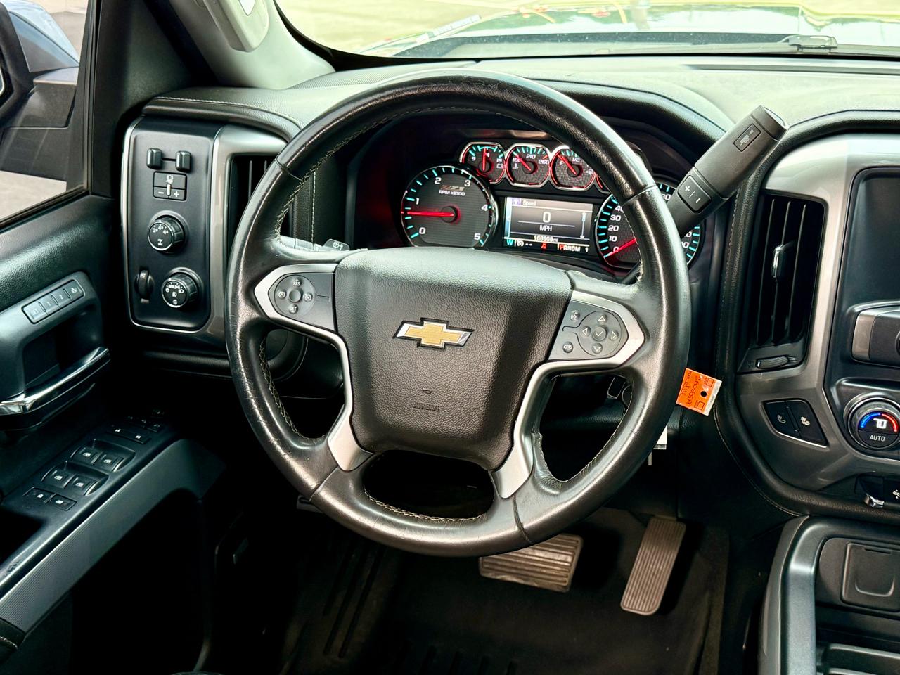 Chevrolet Silverado 2500HD LTZ Crew Cab 4WD 2016