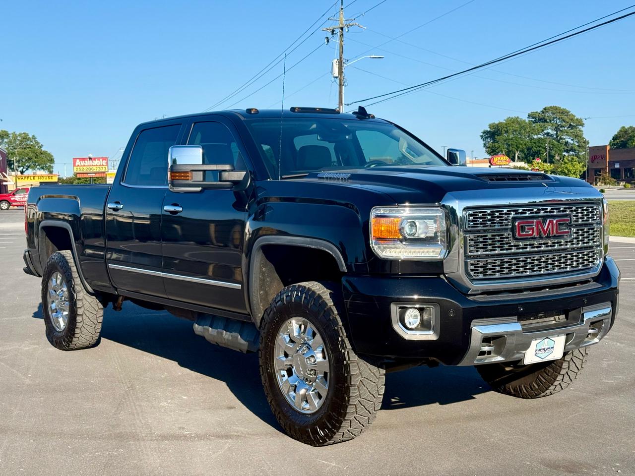 GMC Sierra 2500HD Denali Crew Cab 4WD 2019