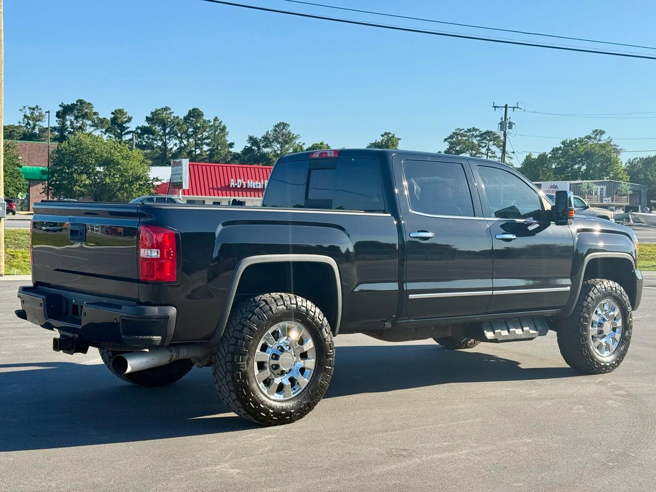 GMC Sierra 2500HD Denali Crew Cab 4WD 2019