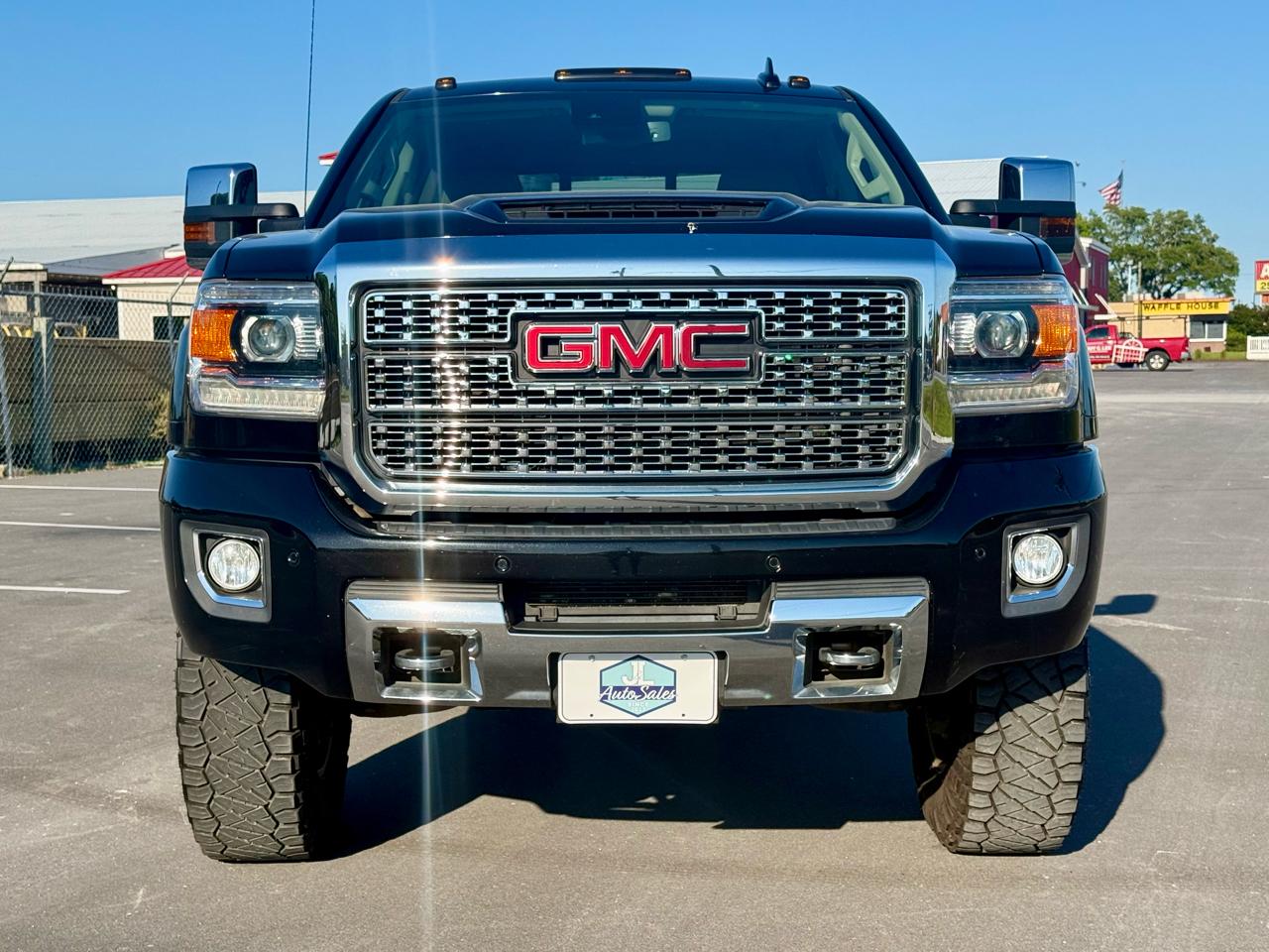 GMC Sierra 2500HD Denali Crew Cab 4WD 2019