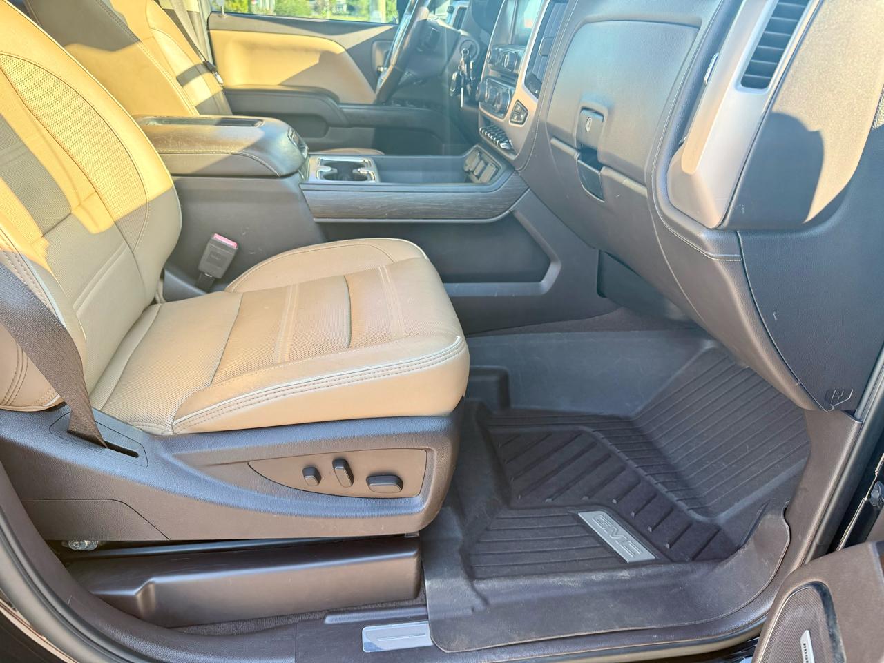 GMC Sierra 2500HD Denali Crew Cab 4WD 2019