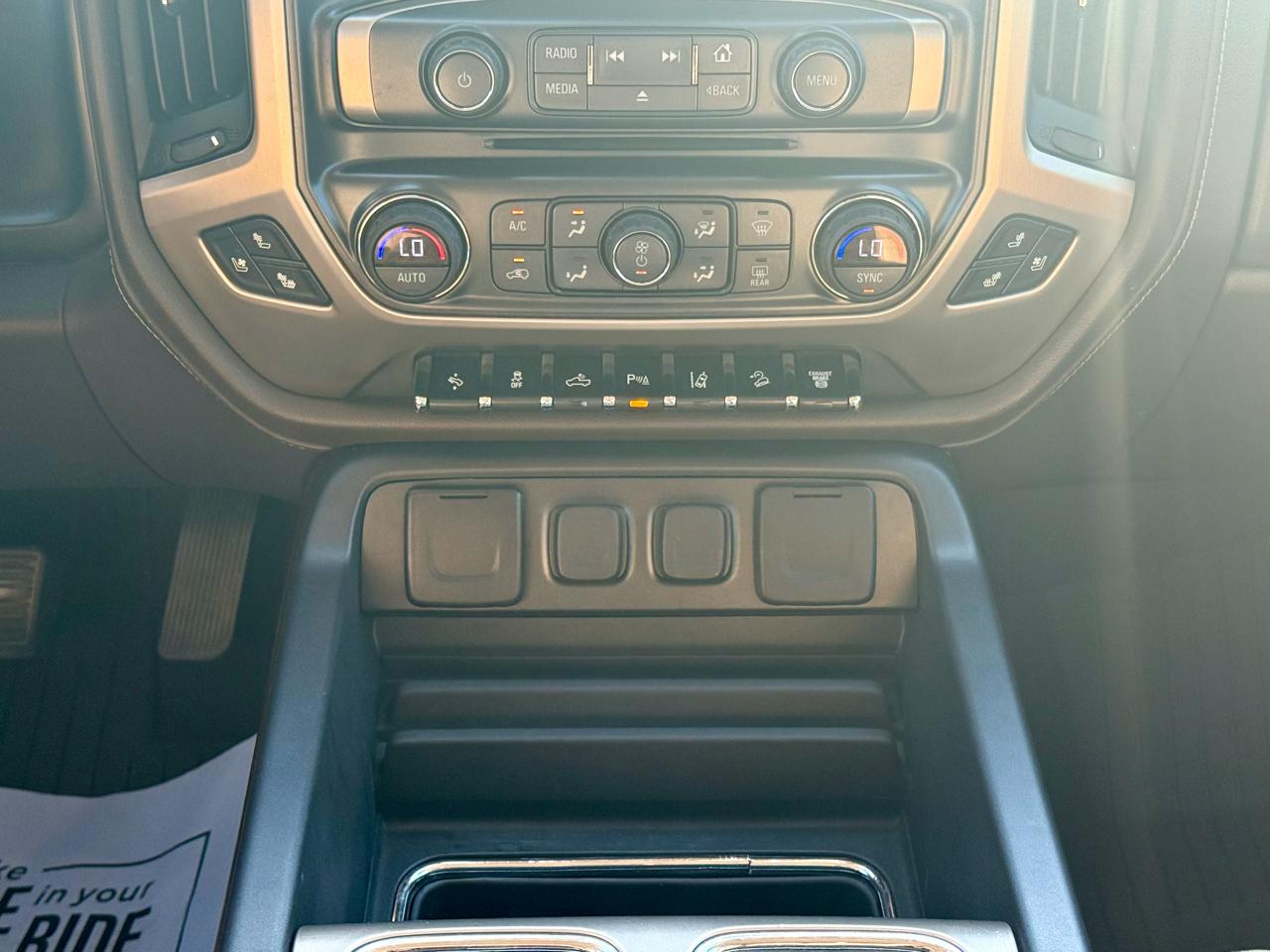 GMC Sierra 2500HD Denali Crew Cab 4WD 2019