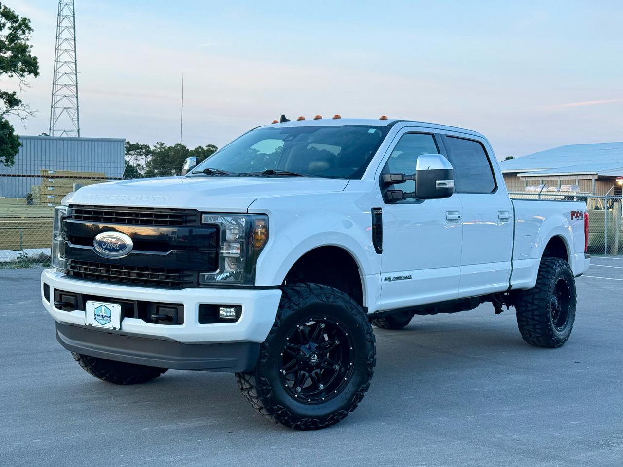 Ford F-250 SD Lariat Crew Cab 4WD 2019