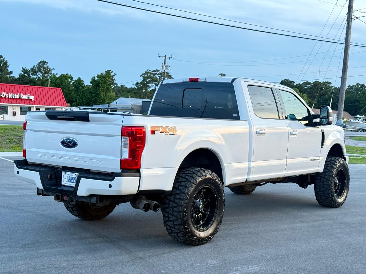 Ford F-250 SD Lariat Crew Cab 4WD 2019