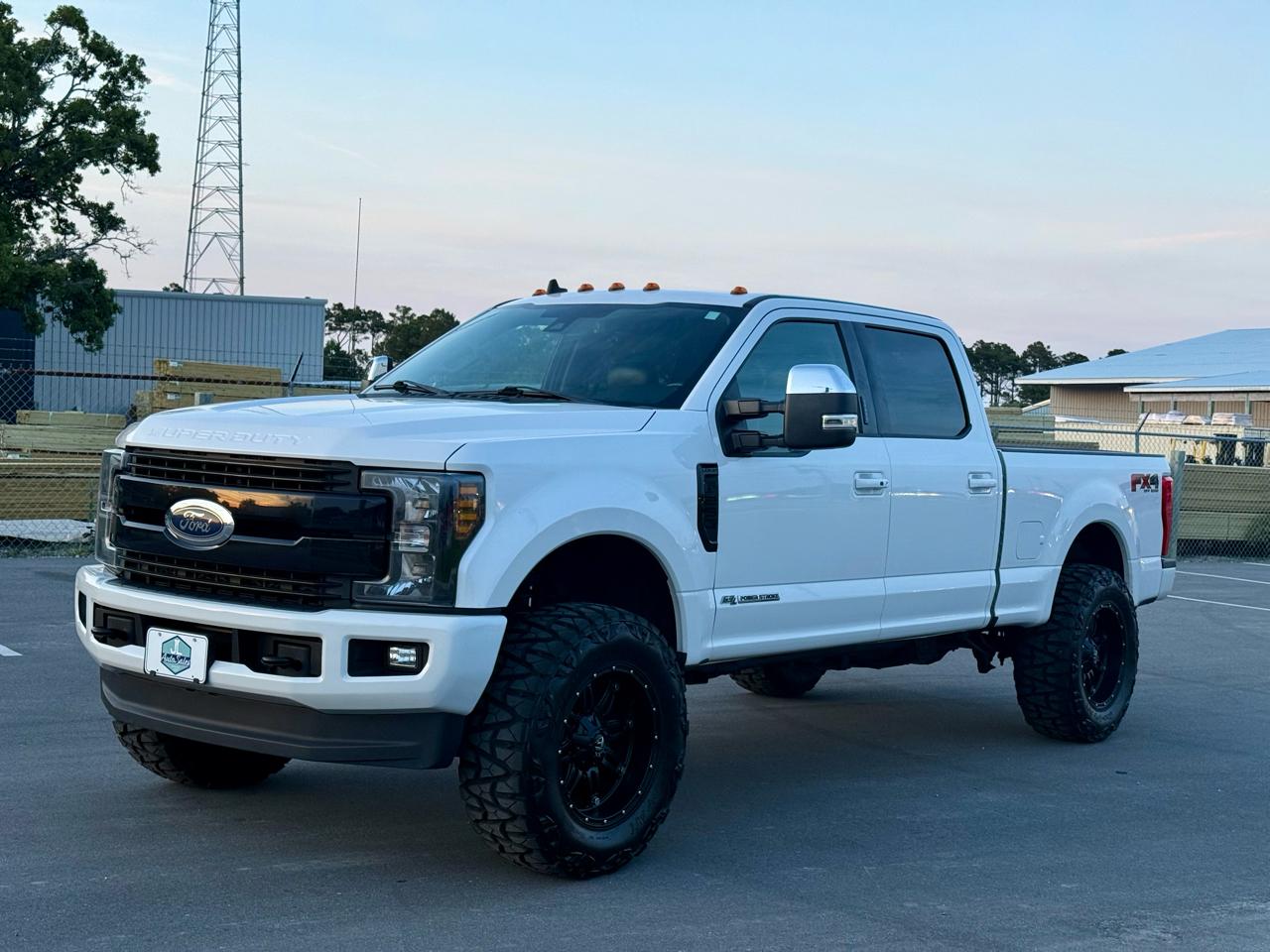 Ford F-250 SD Lariat Crew Cab 4WD 2019