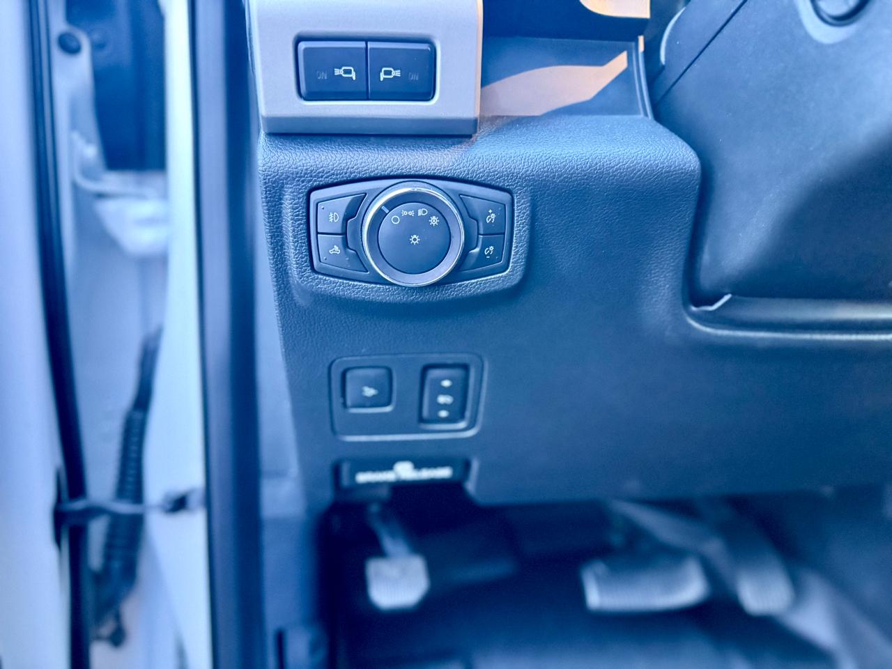 Ford F-250 SD Lariat Crew Cab 4WD 2019