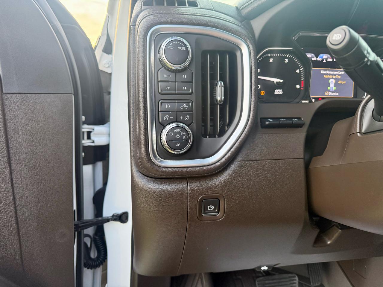 GMC Sierra 3500HD Denali Crew Cab Long Box 4WD 2022