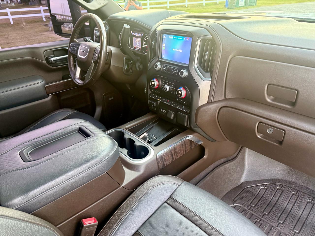 GMC Sierra 3500HD Denali Crew Cab Long Box 4WD 2022