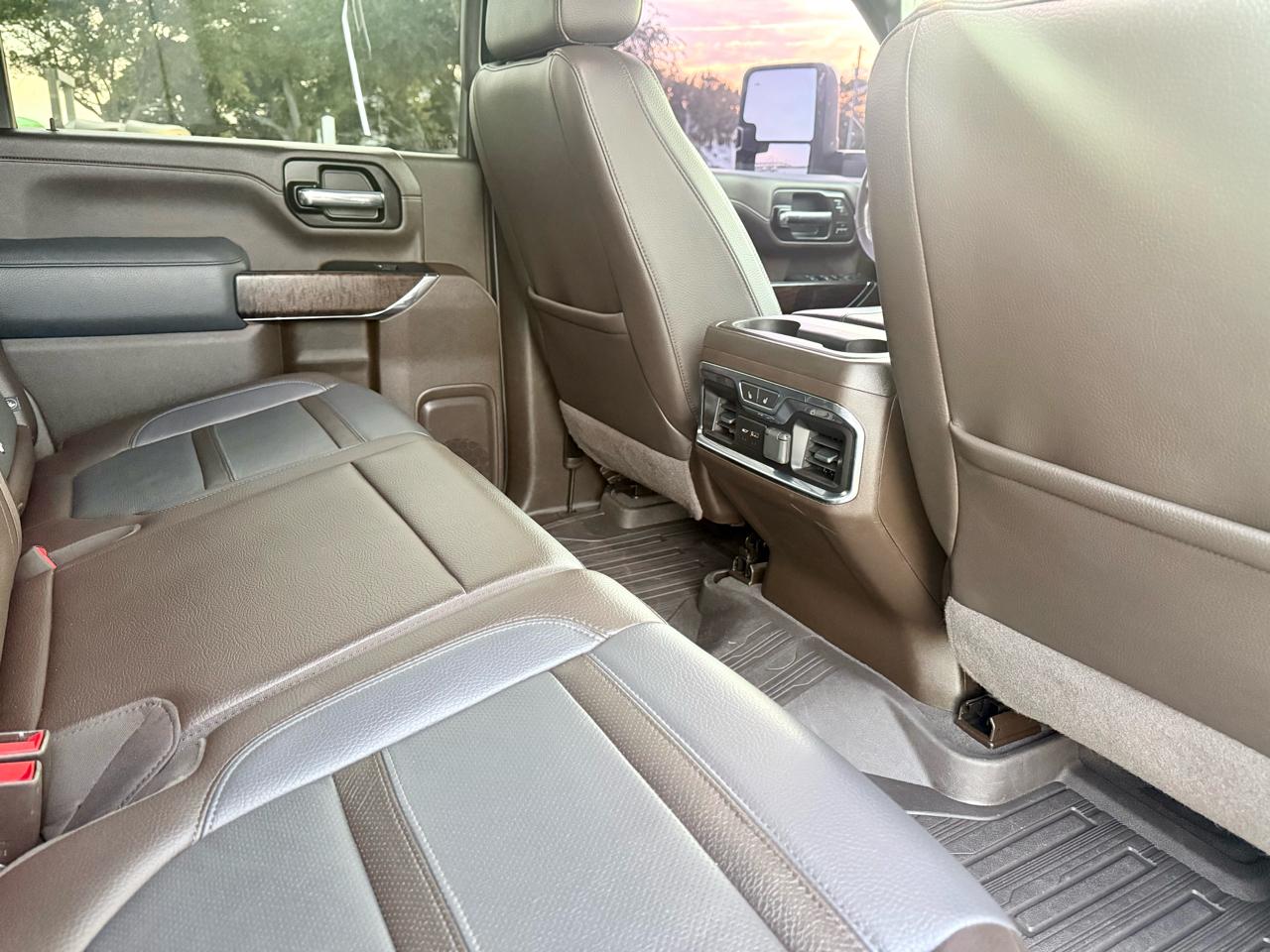 GMC Sierra 3500HD Denali Crew Cab Long Box 4WD 2022